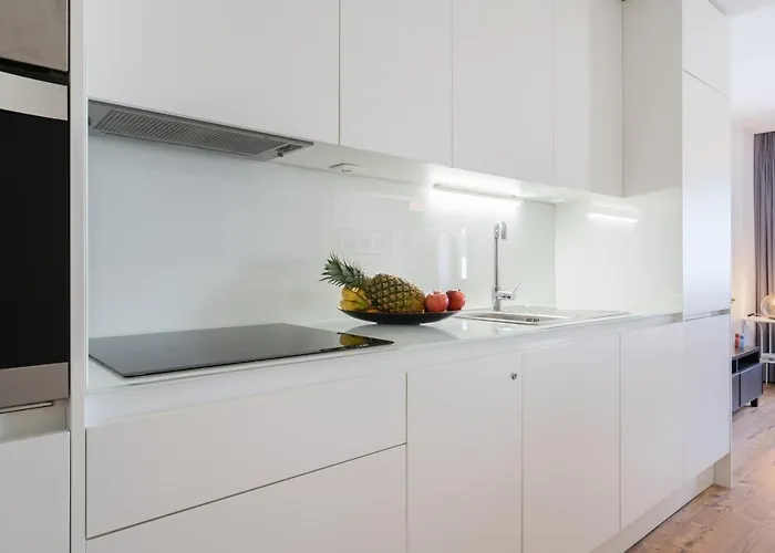 Apartman Host Wise - Charming Welcoming Flat - Centrally Located