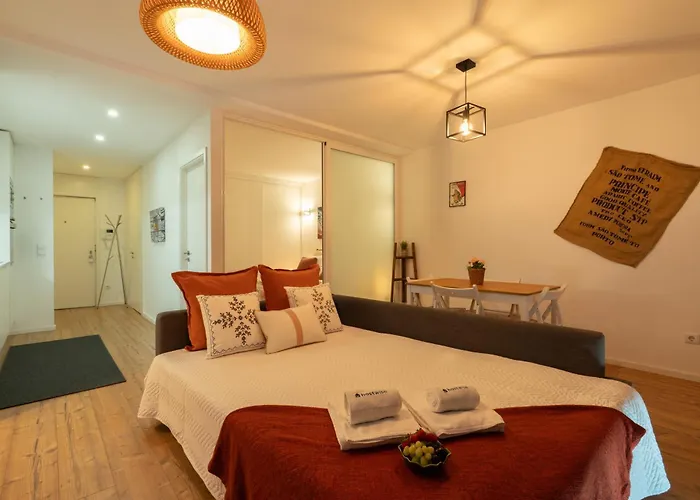 Apartman Host Wise - Charming Welcoming Flat - Centrally Located