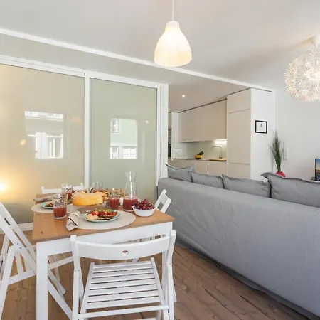 Appartamento Host Wise - Charming Welcoming Flat - Centrally Located Oporto