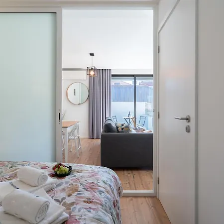 Host Wise - Charming Welcoming Flat - Centrally Located * Porto