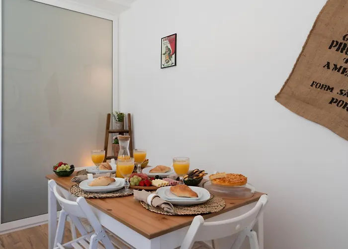 Host Wise - Charming Welcoming Flat - Centrally Located Appartement Porto