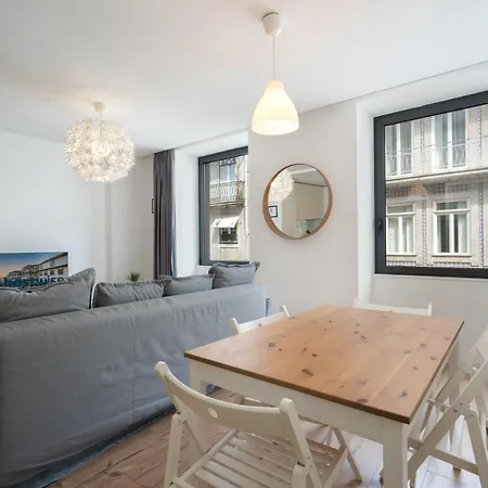 Апартаменты Host Wise - Charming Welcoming Flat - Centrally Located