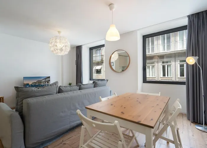 아파트 Host Wise - Charming Welcoming Flat - Centrally Located