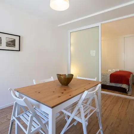 Apartment Host Wise - Charming Welcoming Flat - Centrally Located Porto