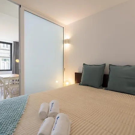 Apartment Host Wise - Charming Welcoming Flat - Centrally Located