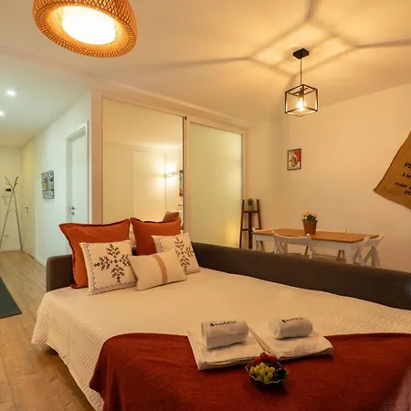 Apartment Host Wise - Charming Welcoming Flat - Centrally Located